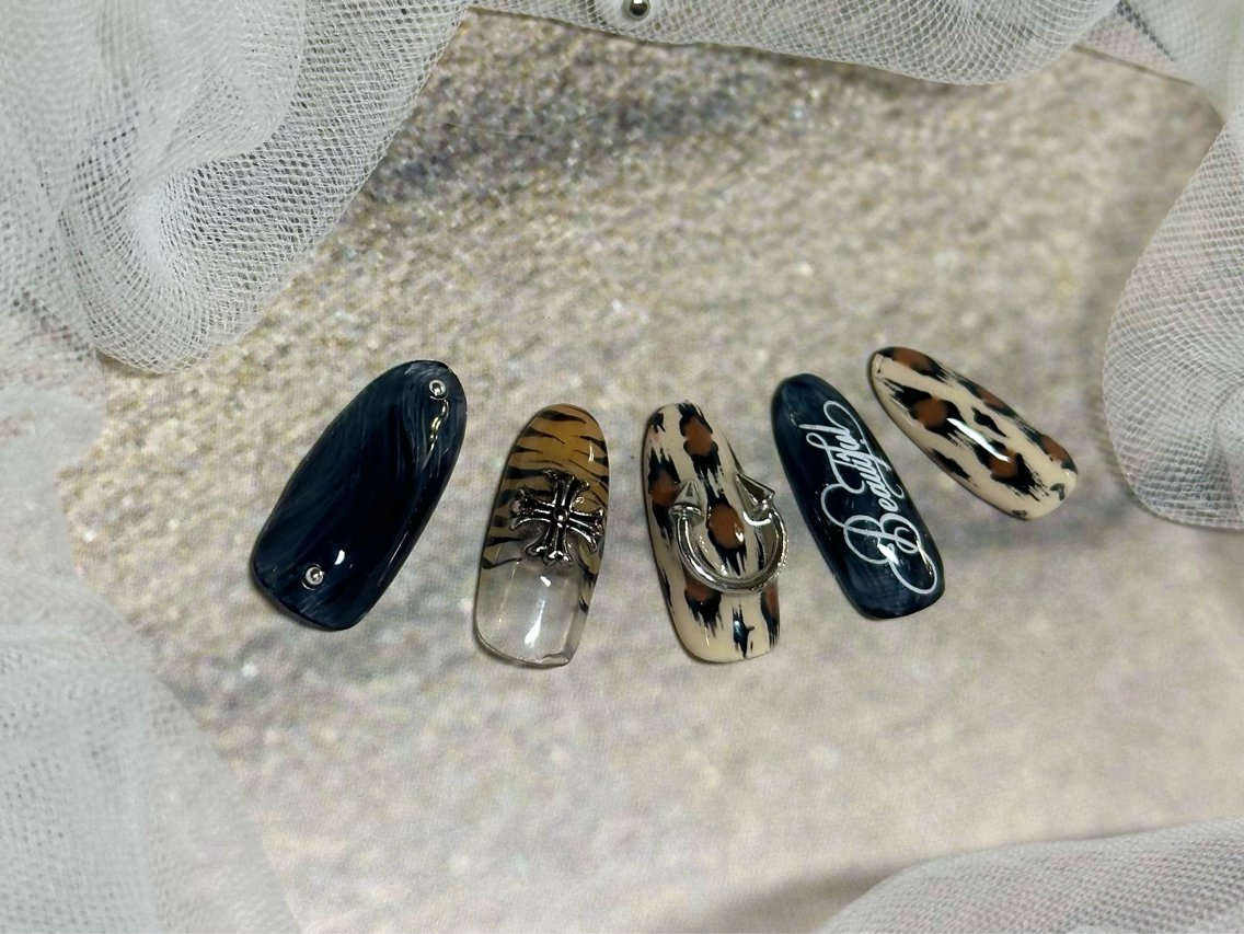 ネイル グリスター 💅のネイルデザイン