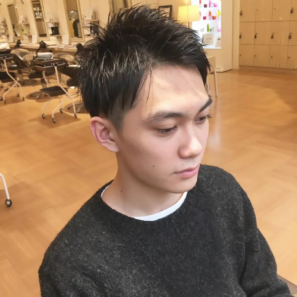 ショート メンズ 白浜 サキのヘアスタイル