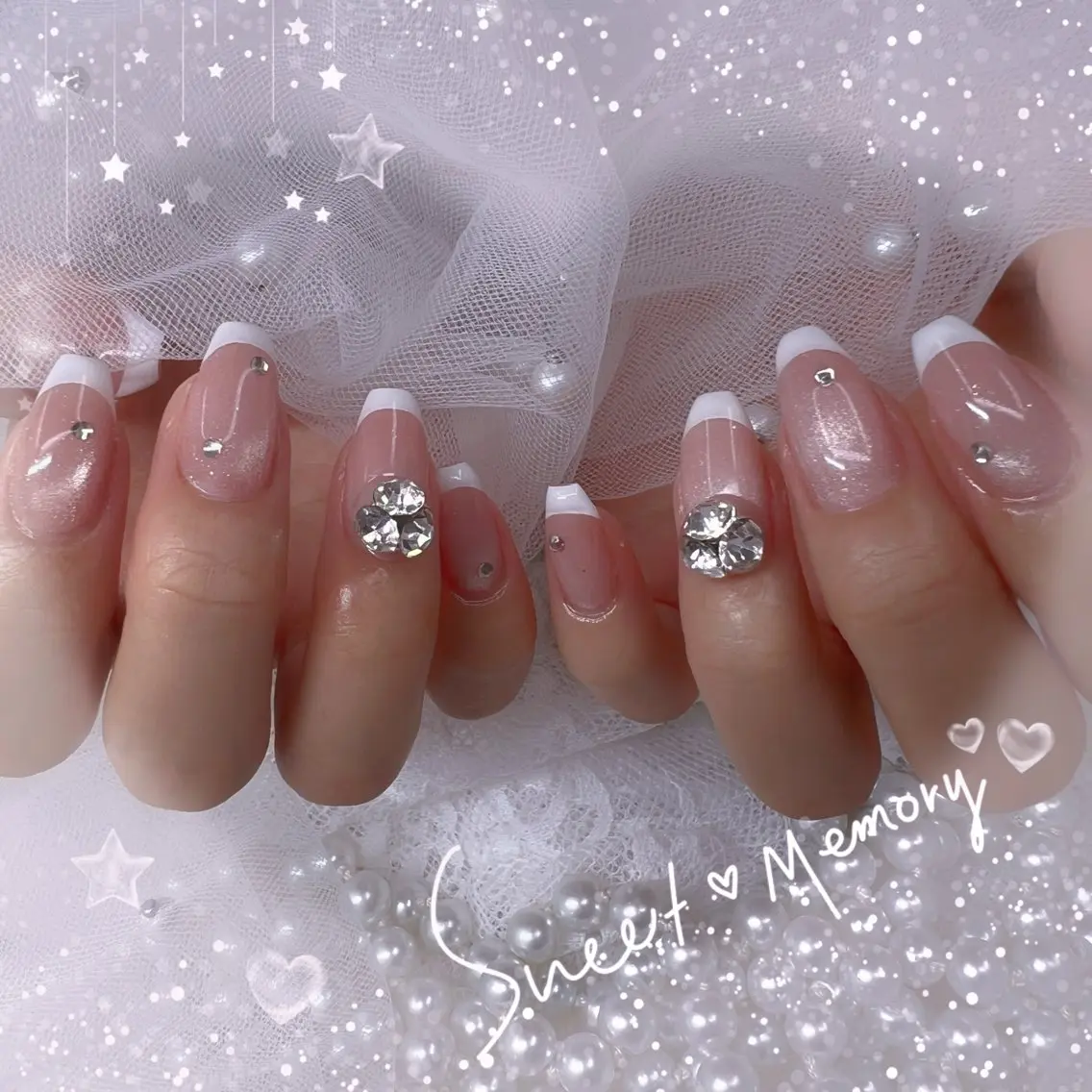 ネイル チークネイル フレンチネイル ガーリー ガラスフレンチ グラデーション ハンドネイル ハンドケア Chill Nailsalonのネイルデザイン