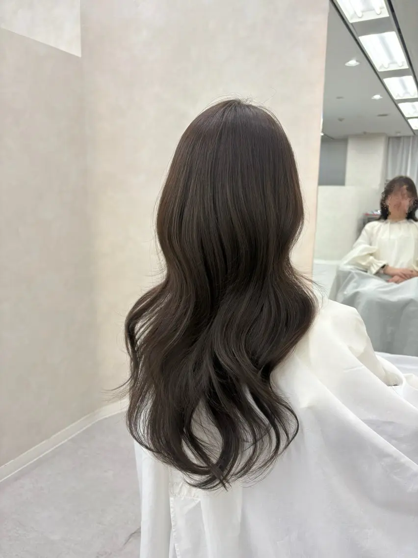 ロング カラー カット ヘアカラー アイナ🤍レイヤー カット/透明感ヘアのヘアスタイル
