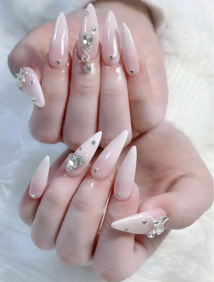 カラー Rin Hana Nailのネイルデザイン