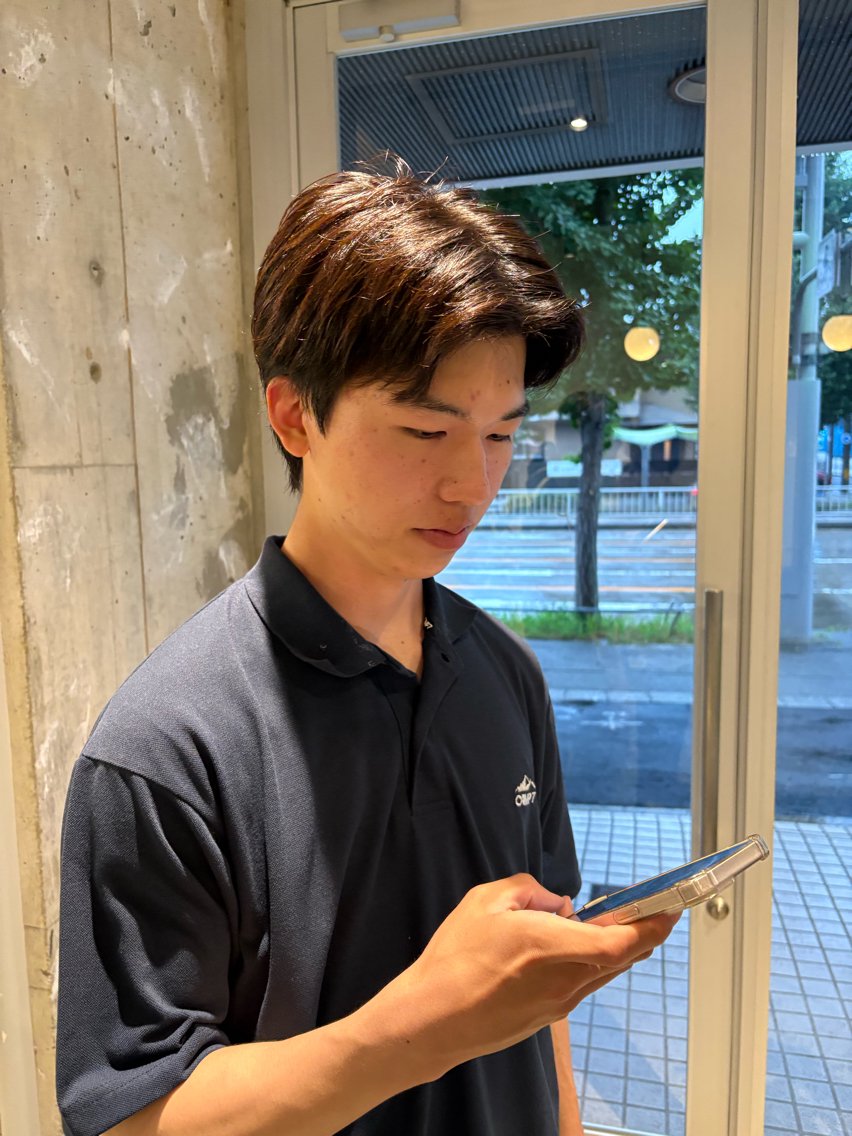 ショート カット piilo. サダのヘアスタイル