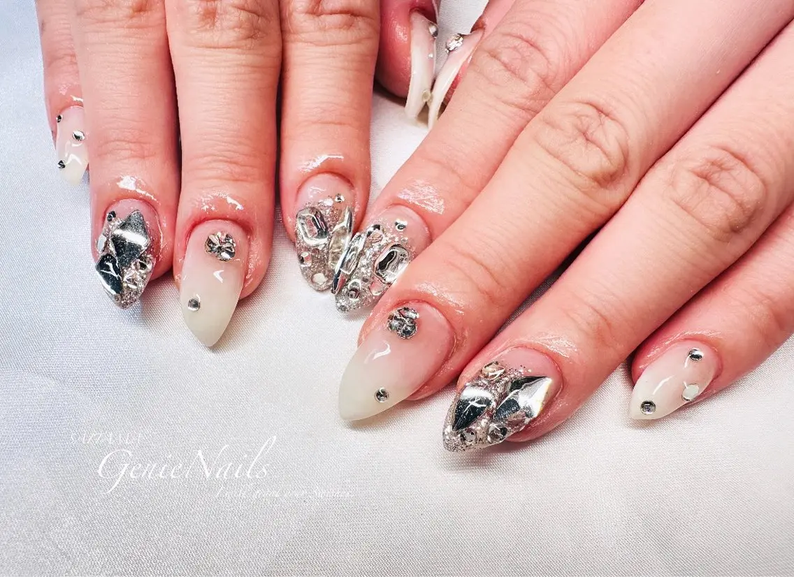 メンズ ネイル アートネイル 長さ出し 氷ネイル・うるうるネイル キラキラネイル ロングネイル Genie Nailsのネイルデザイン
