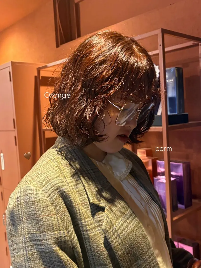 ミディアム カラー パーマ コトノ /透明感カラー🧡のヘアスタイル