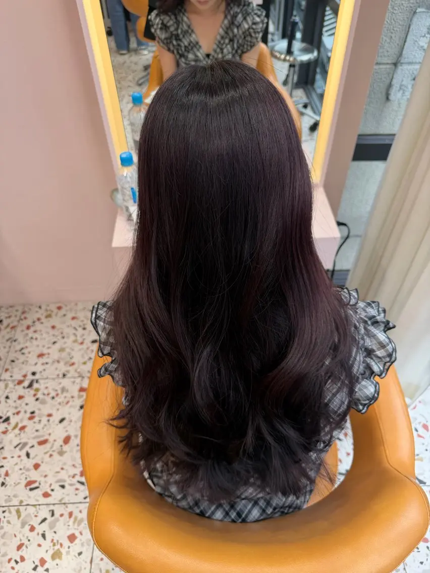 ロング カラー ベージュカラー 黒髪 ブリーチ ブルーカラー ブルーブラック ヘアカラー トリートメント 透明感カラー/渋谷/ KEITOのヘアスタイル