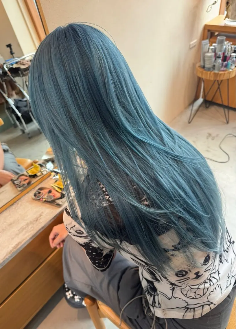 ロング 小佐田 航平のヘアスタイル