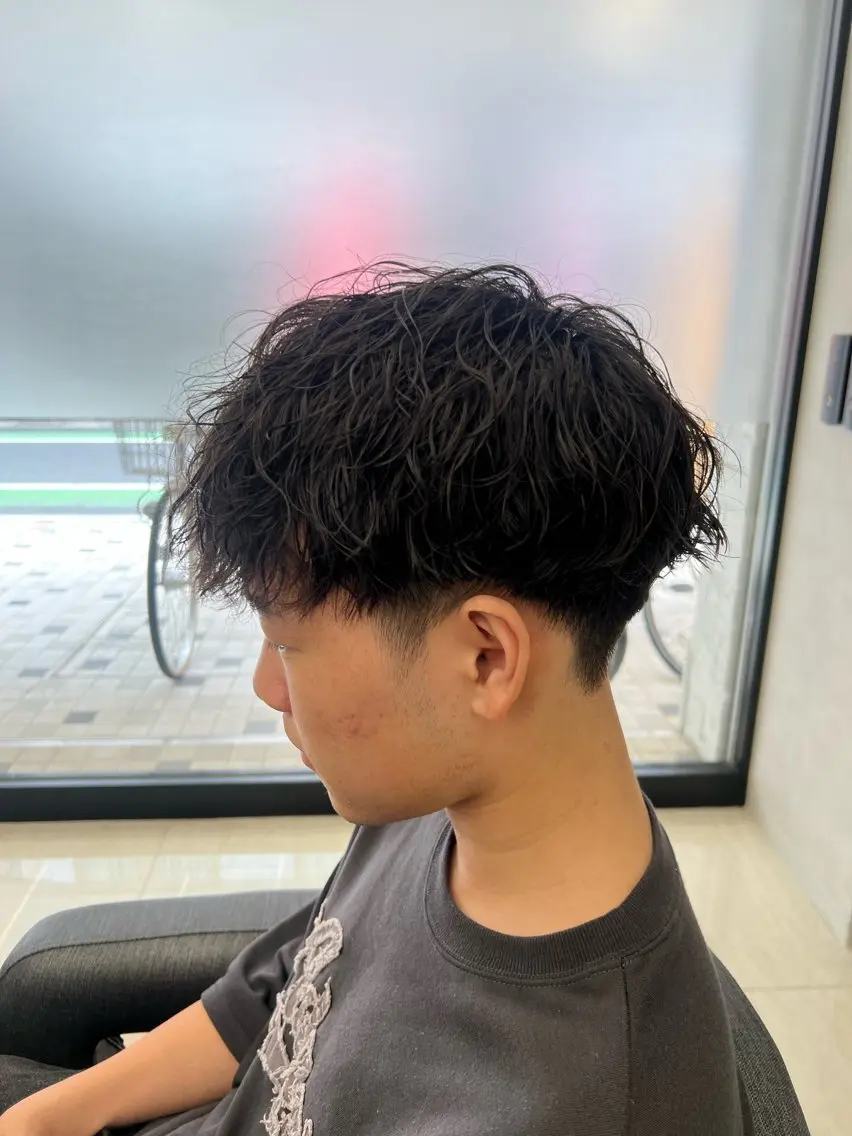 ショート パーマ メンズ カット パーマ トリートメント ヘアセット 🏅メンズ特化 ヤマクラ　タイキのヘアスタイル