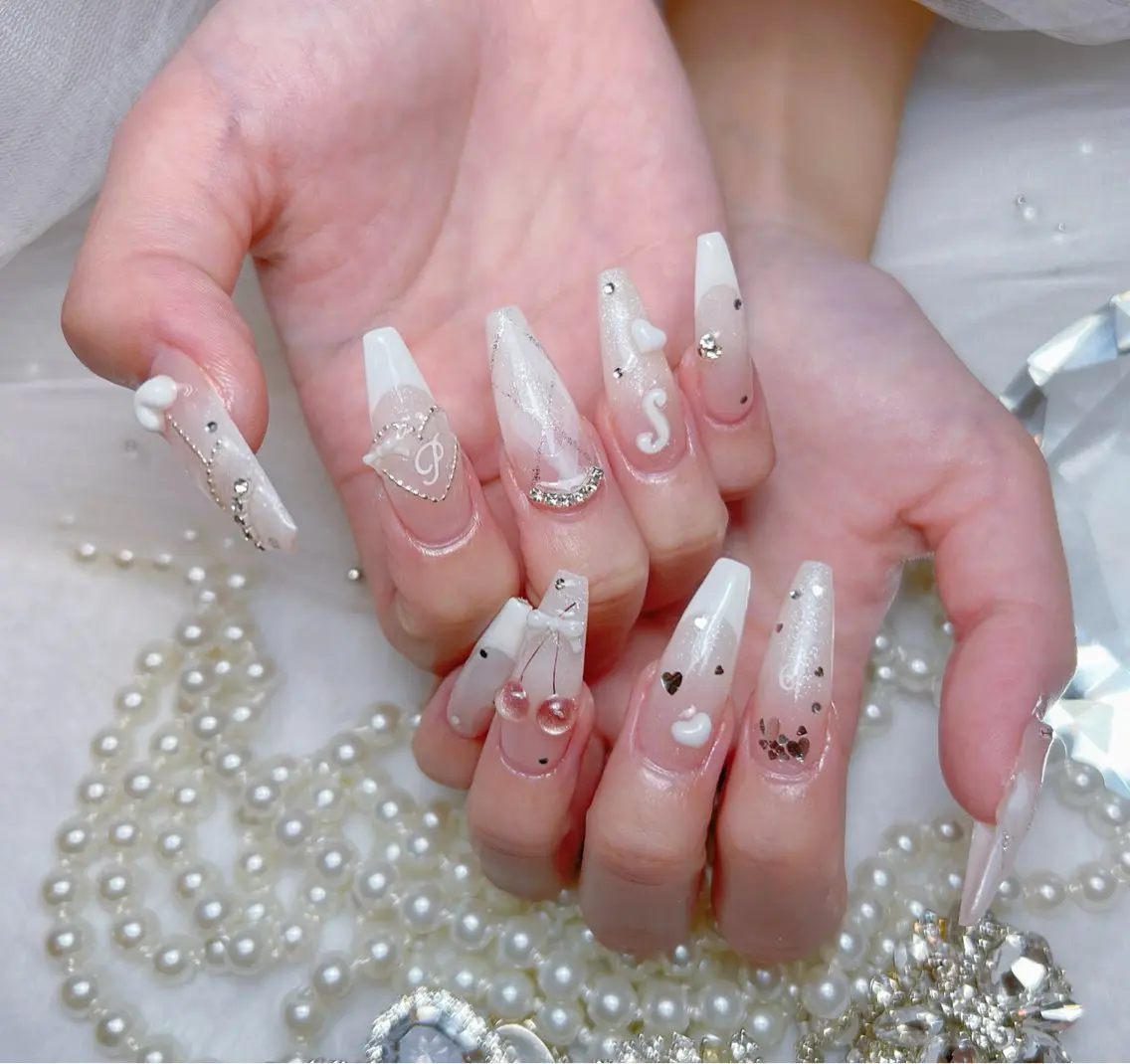 ネイル アートネイル オーロラネイル チークネイル 長さ出し フットネイル Miya _nailのネイルデザイン