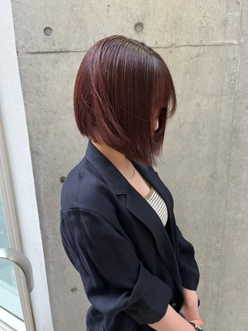 ミディアム カラー 縮毛矯正ボブ&顔まわ レイヤー♡TOMOEのヘアスタイル