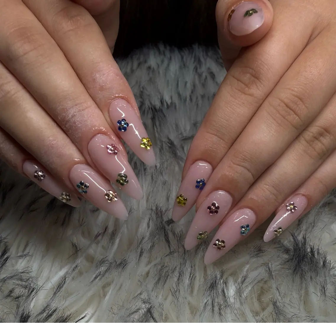 ネイル スカルプネイル NAIL FOCUS MAMIAのネイルデザイン