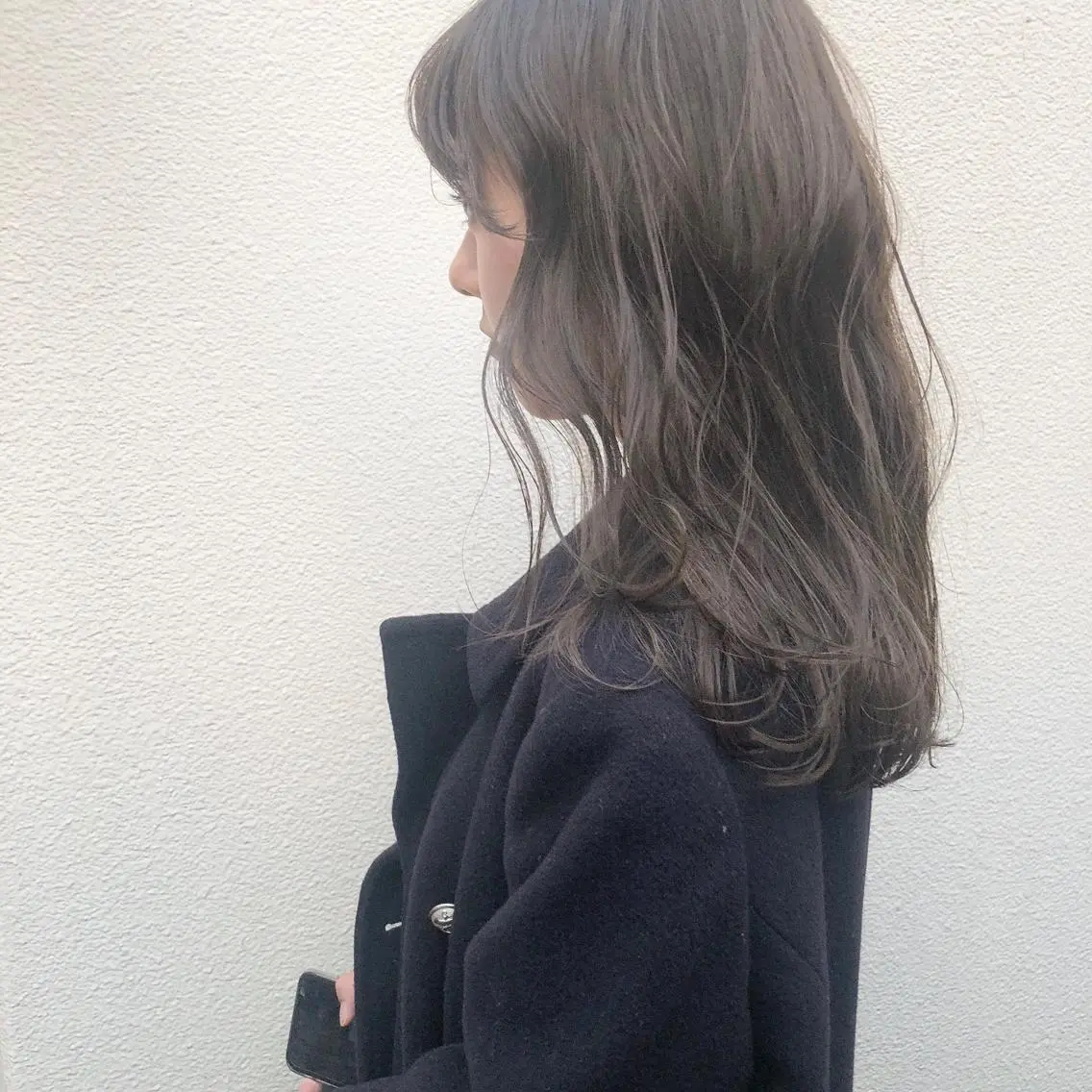 ロング カラー ベージュカラー ロング ヘアカラー 横山 莉奈のヘアスタイル