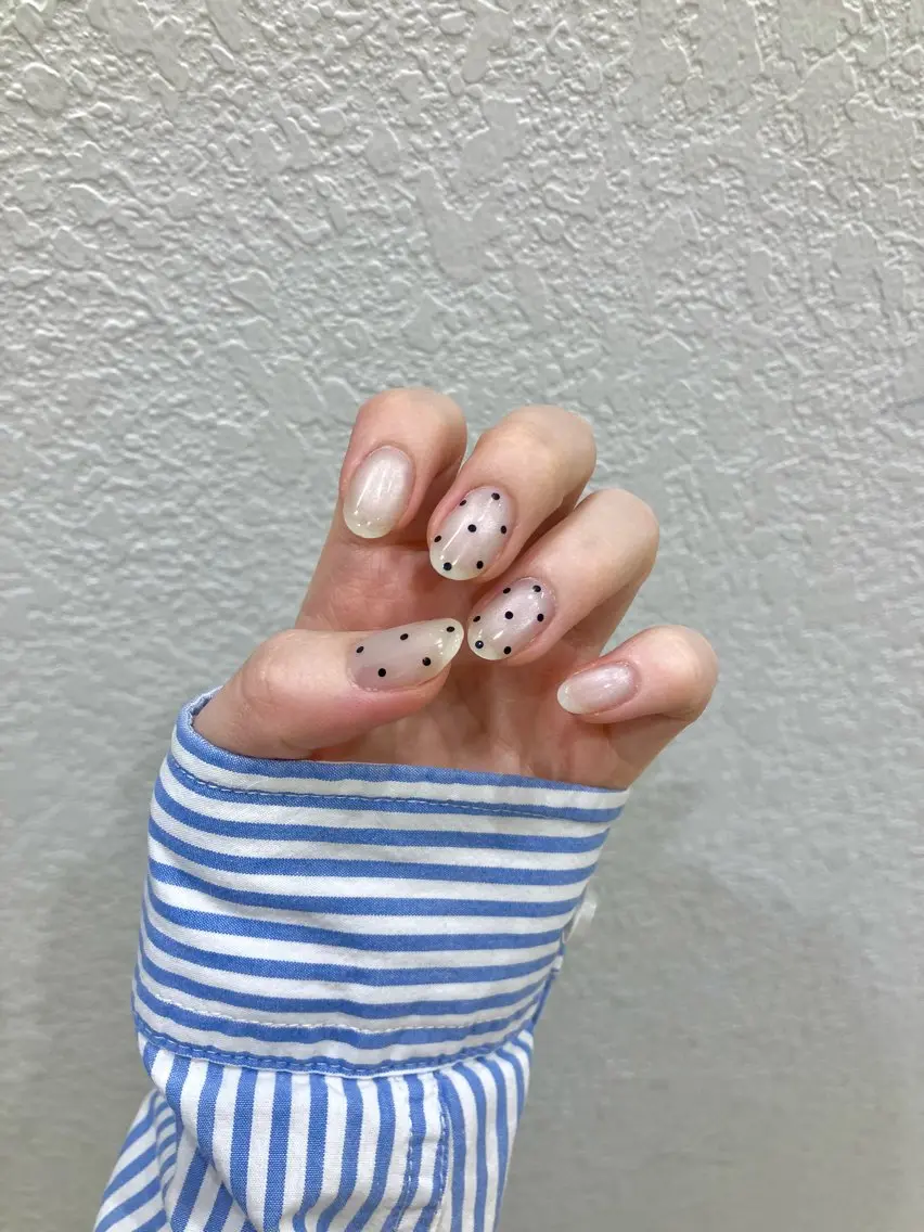 ネイル ドット ハンドネイル Take Manaのネイルデザイン