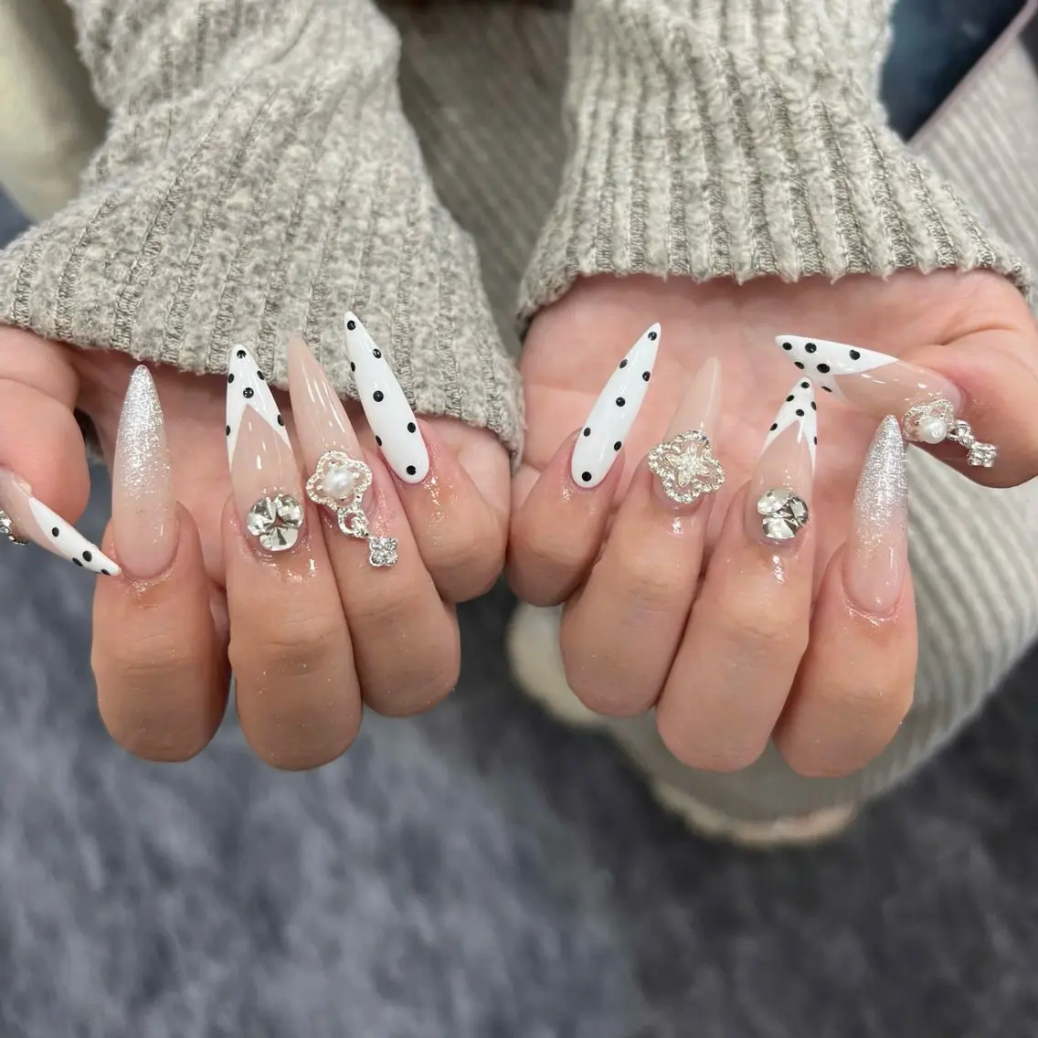 ネイル ガーリー ハート 韓国ネイル ニュアンスネイル リボン Sora nail 長さ出し専門店のネイルデザイン