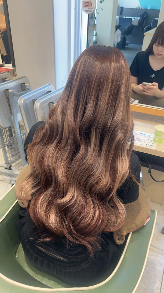 ロング シールエクステ エクステ ハイライト エクステ 藤澤 穂花のヘアスタイル