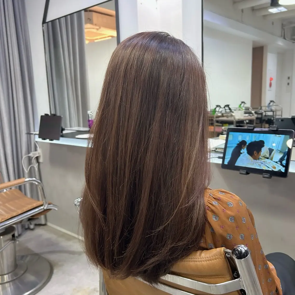 ロング カラー ハイライトカラー ハイライト 🧣艶カラー・ヘア セット Chie🧸のヘアスタイル