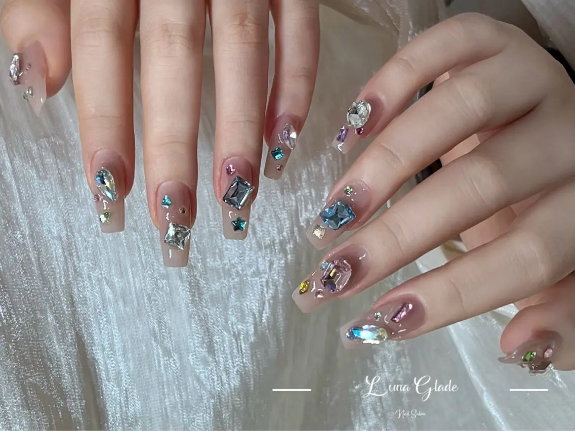 ネイル ハンドネイル Luna Gladeのネイルデザイン