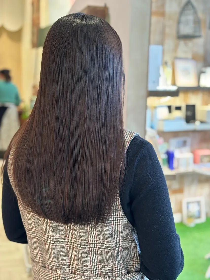 ロング レイヤーカット✨ 艶髪藤野のヘアスタイル