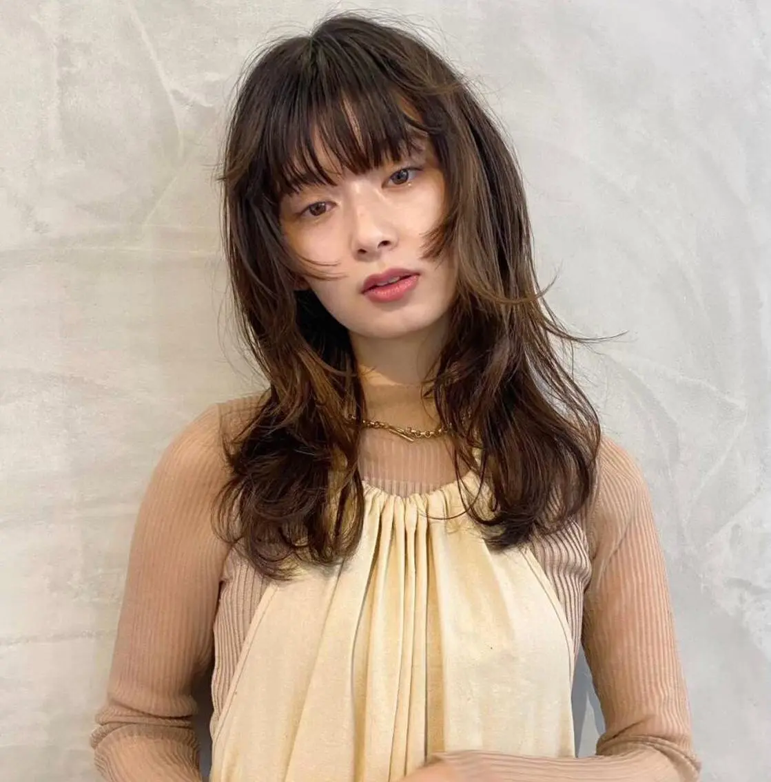セミロング カラー honoka ikegamiのヘアスタイル
