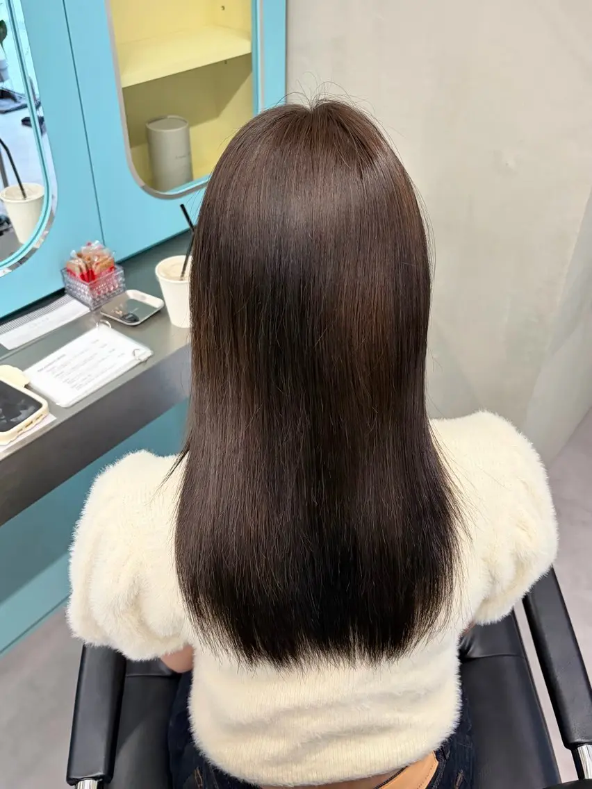 セミロング 切りっぱなしボブ ボブ 顔まわりレイヤー 顔周りカット 髪質改善 kyon🎀 透明感カラー/西梅田のヘアスタイル