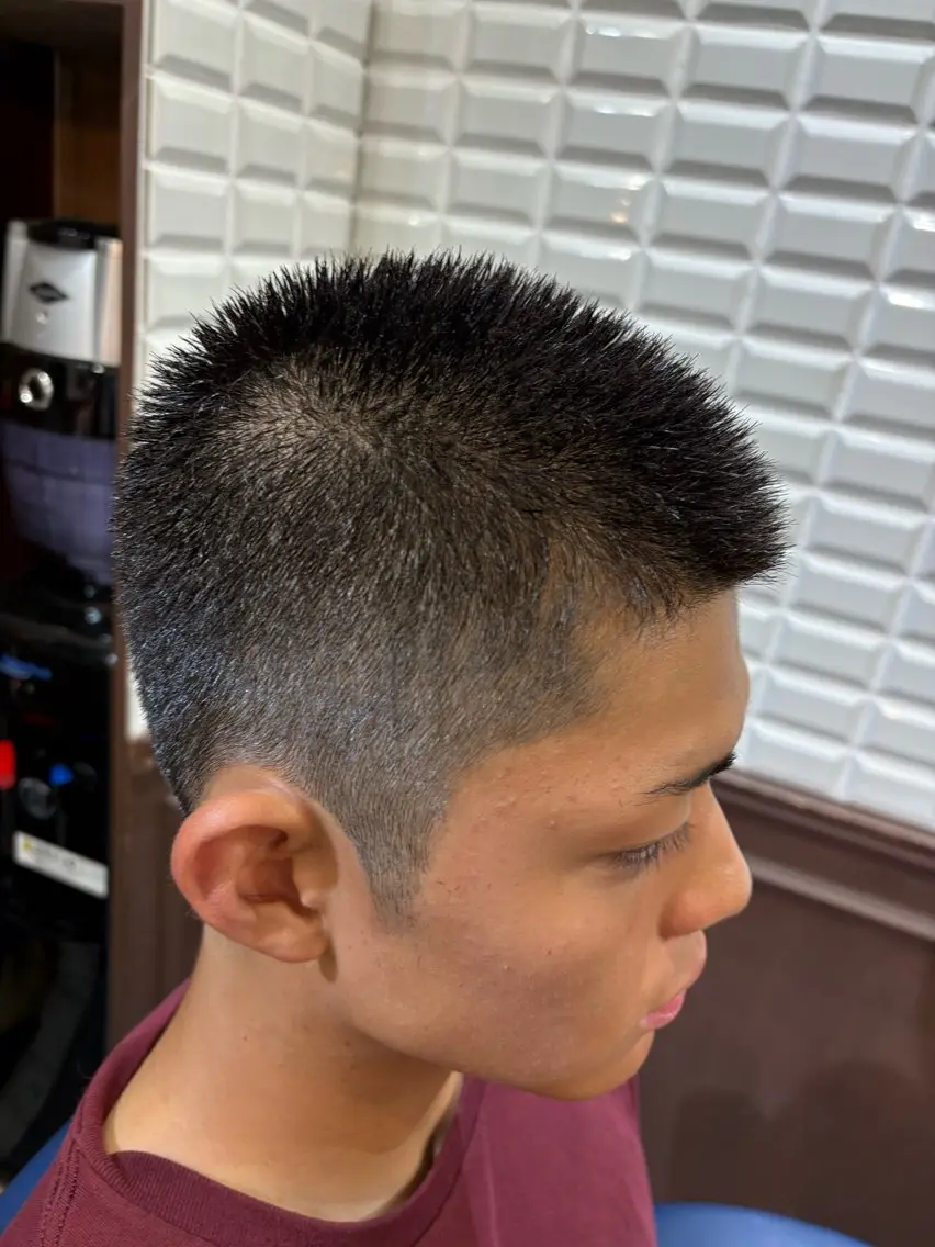 ショート メンズ ボウズ フェードカット カット トリートメント ルピナス中田店長 山口大地のヘアスタイル