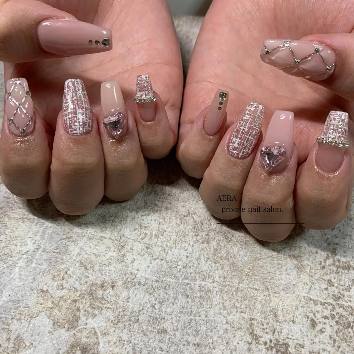 ネイル AERA nail shino🐱⸝꙳のネイルデザイン