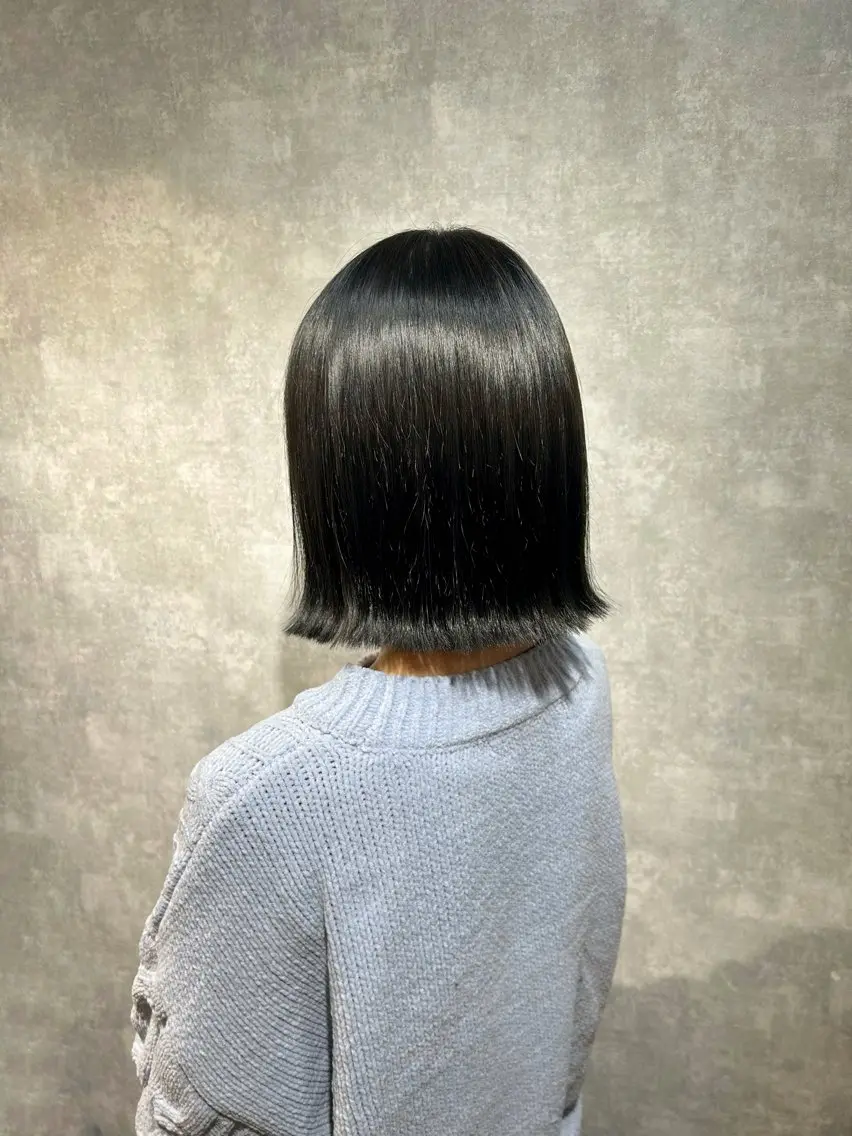ミディアム カラー 𝐒𝐇𝐔𝐑𝐈 🦋艶カラー🦋のヘアスタイル