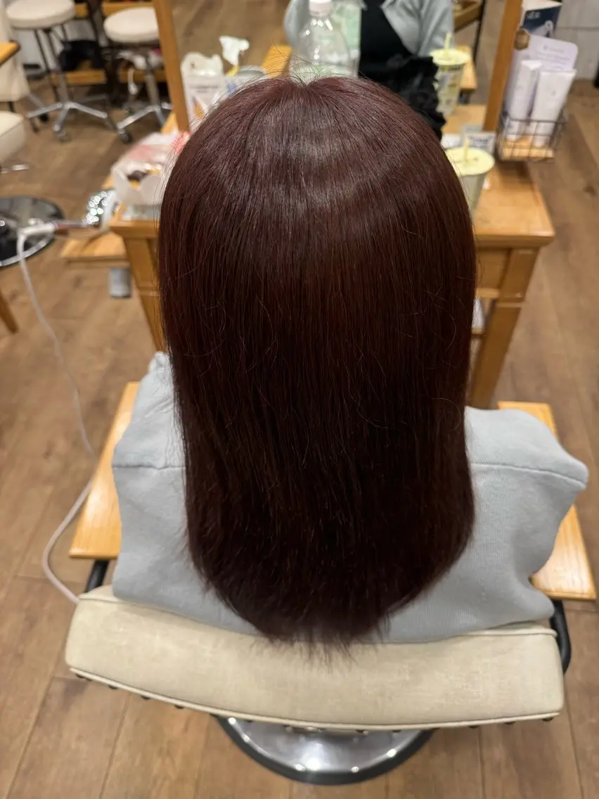 セミロング カラー バイオレットカラー 新井 菜摘のヘアスタイル