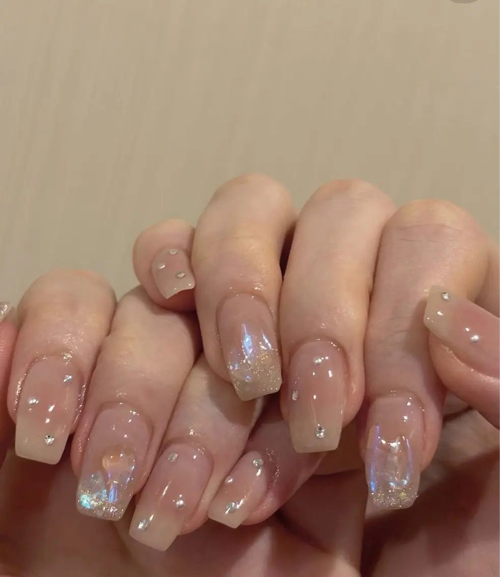 ネイル unwind🕊️ 学芸大学 /持ち込みのネイルデザイン