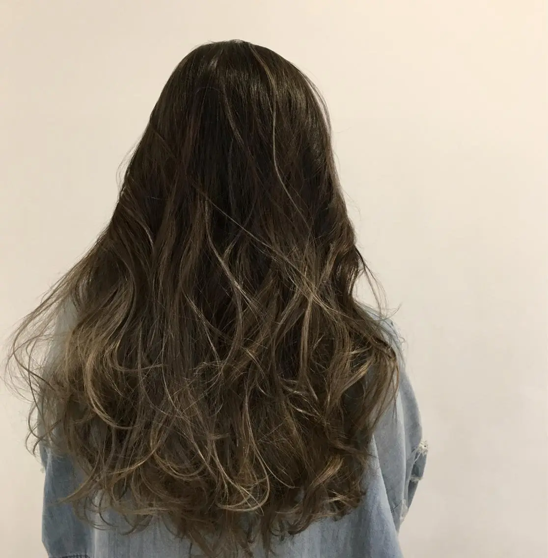 ロング 外国人風カラー カット ヘアカラー エクステ シールエクステ×美髪 改善/ヨシモトカンジのヘアスタイル