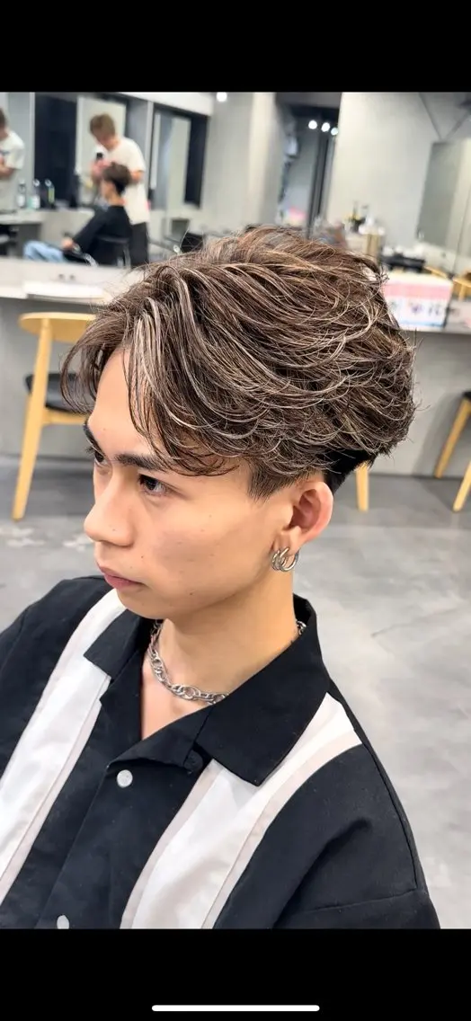 ショート カラー パーマ メンズ カット ヘアカラー パーマ fifth 丸山太誠のヘアスタイル