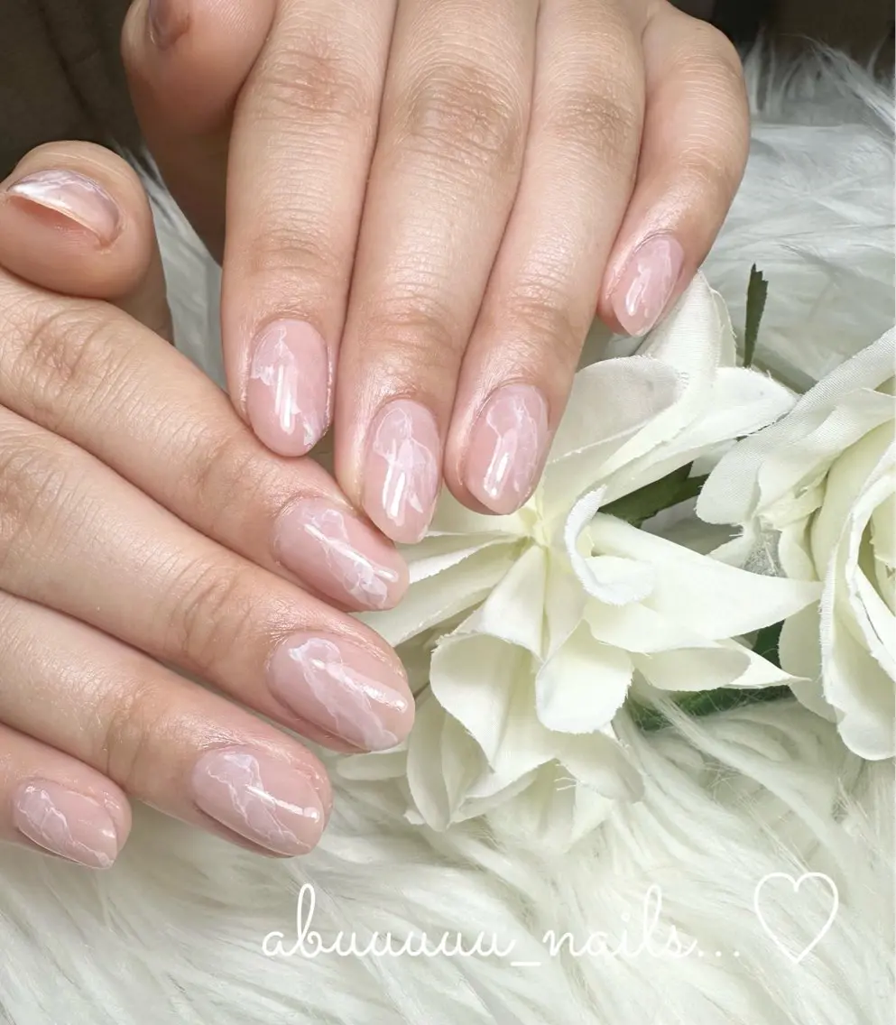 ネイル ニュアンスネイル オフィスネイル シンプルネイル 春ネイル abuuuuu nailsのネイルデザイン