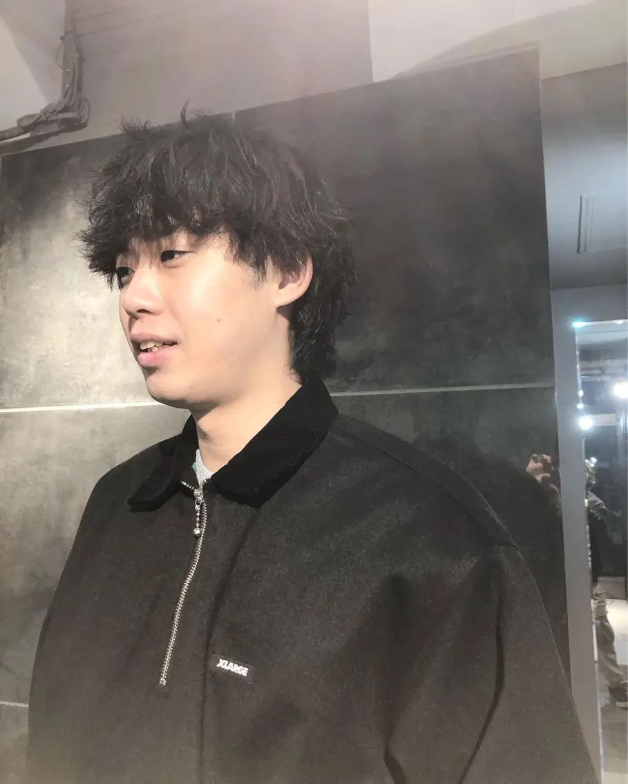 パーマ ヘアアレンジ メンズ カット パーマ トリートメント ヘアセット メンズ特化✂️栗原 侑也のヘアスタイル