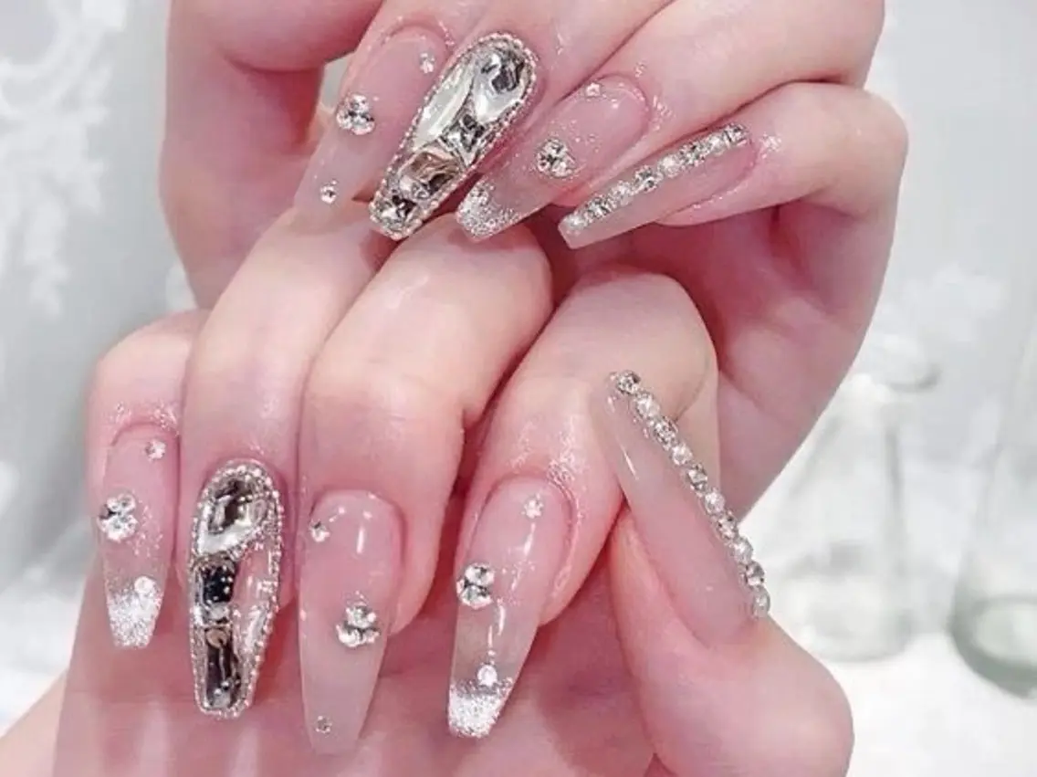 ネイル ジェルネイル 韓国ネイル 持ち込み オフィスネイル ワンホンネイル MiO Nailのネイルデザイン