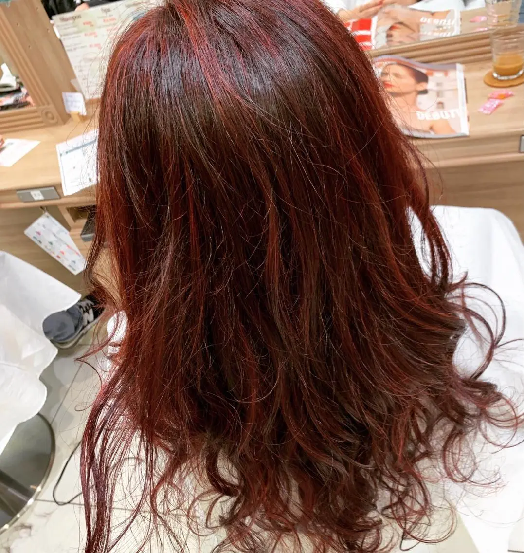 カラー 成田 一貴のヘアスタイル