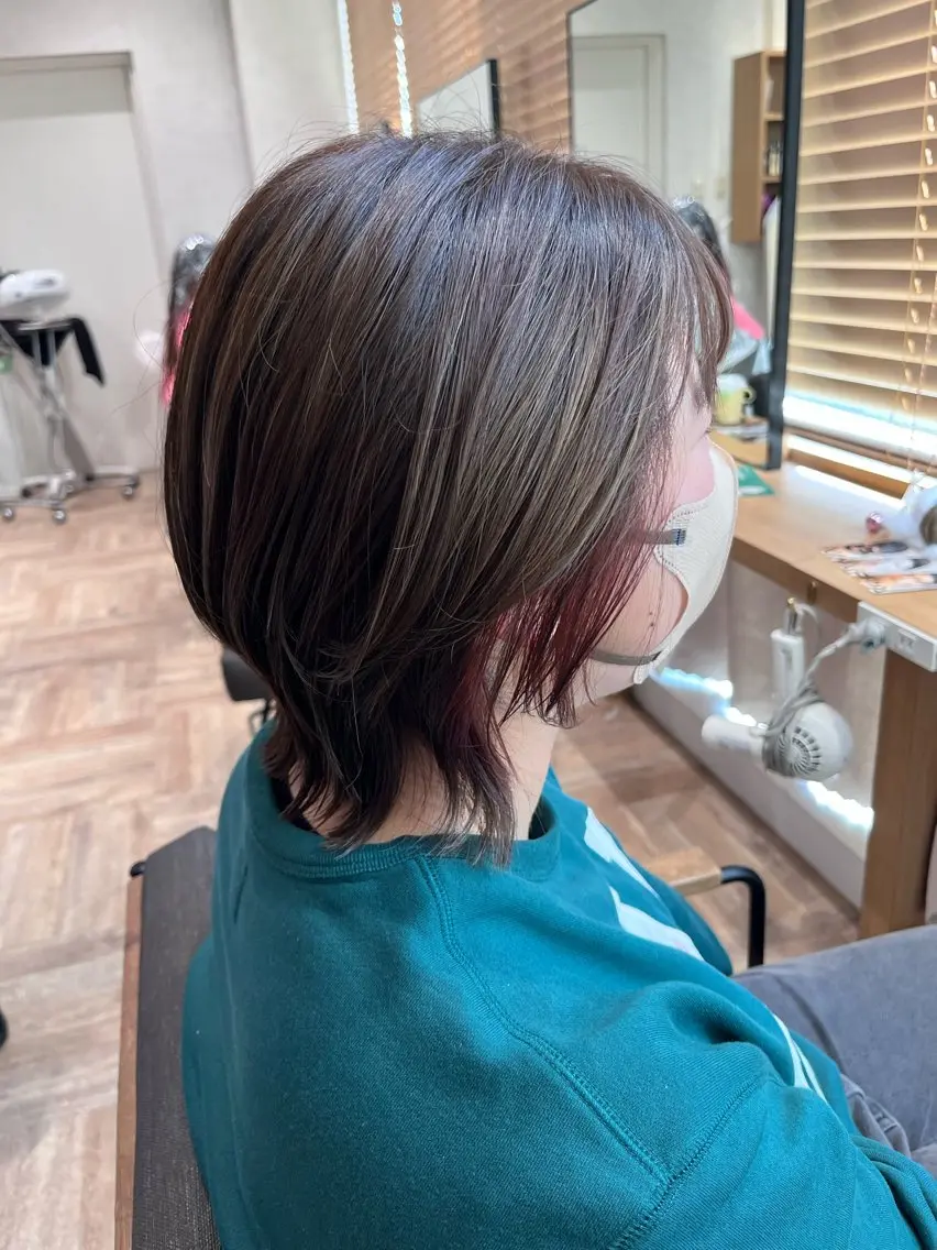 ショート AVANCE. 古川楓のヘアスタイル