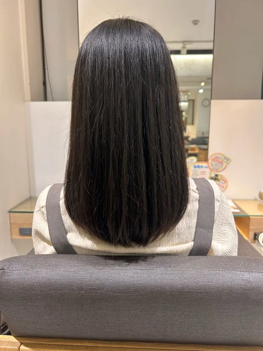 ミディアム 玉田 千智のヘアスタイル