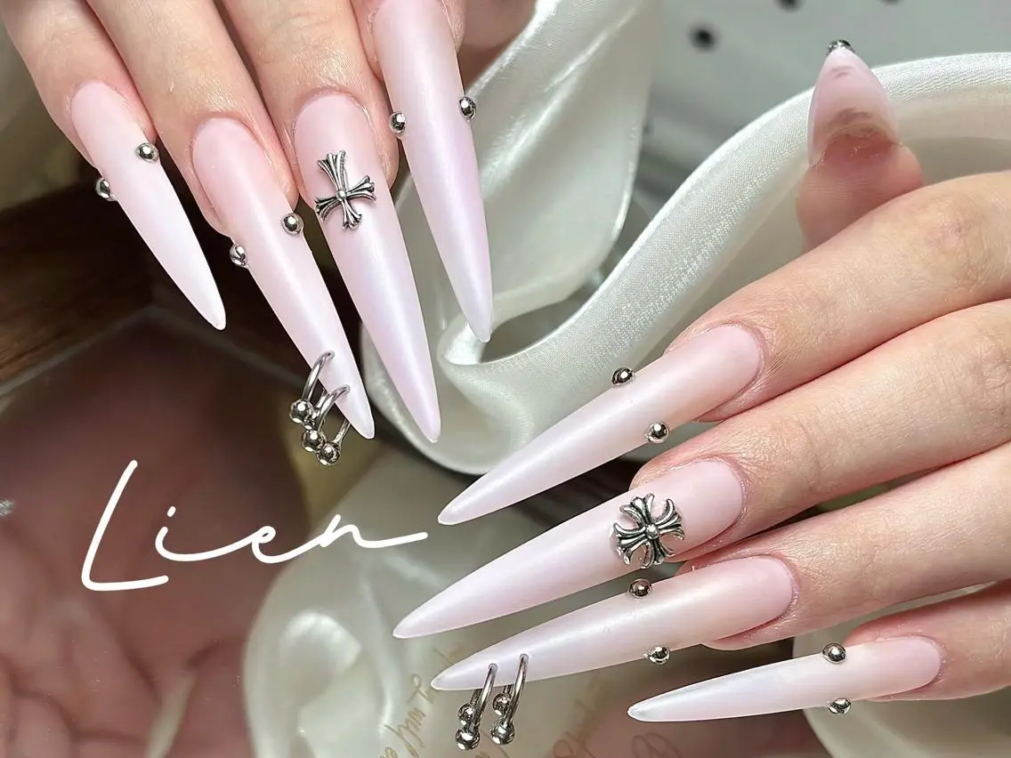 ネイル 👛Lien nails🎀のネイルデザイン