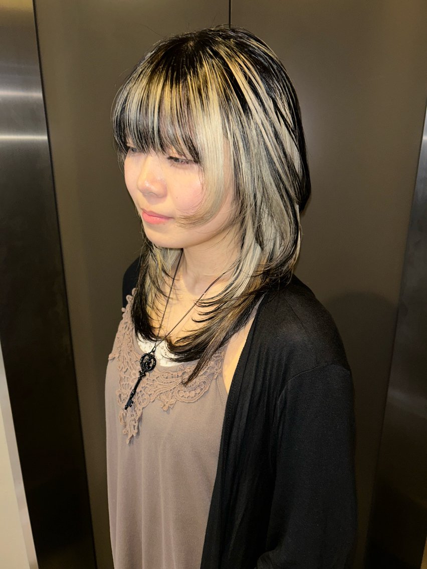 ミディアム カラー ブリーチ 似合わせカット ヘアカラー ユキマツ ヒサのヘアスタイル