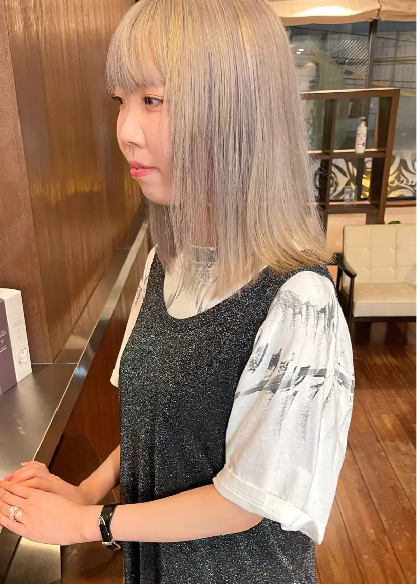 ショート カラー ブロンド カット ヘアカラー トリートメント 田室 和幸のヘアスタイル