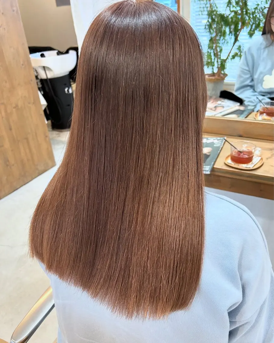 ロング カラー 小澤 志穂のヘアスタイル