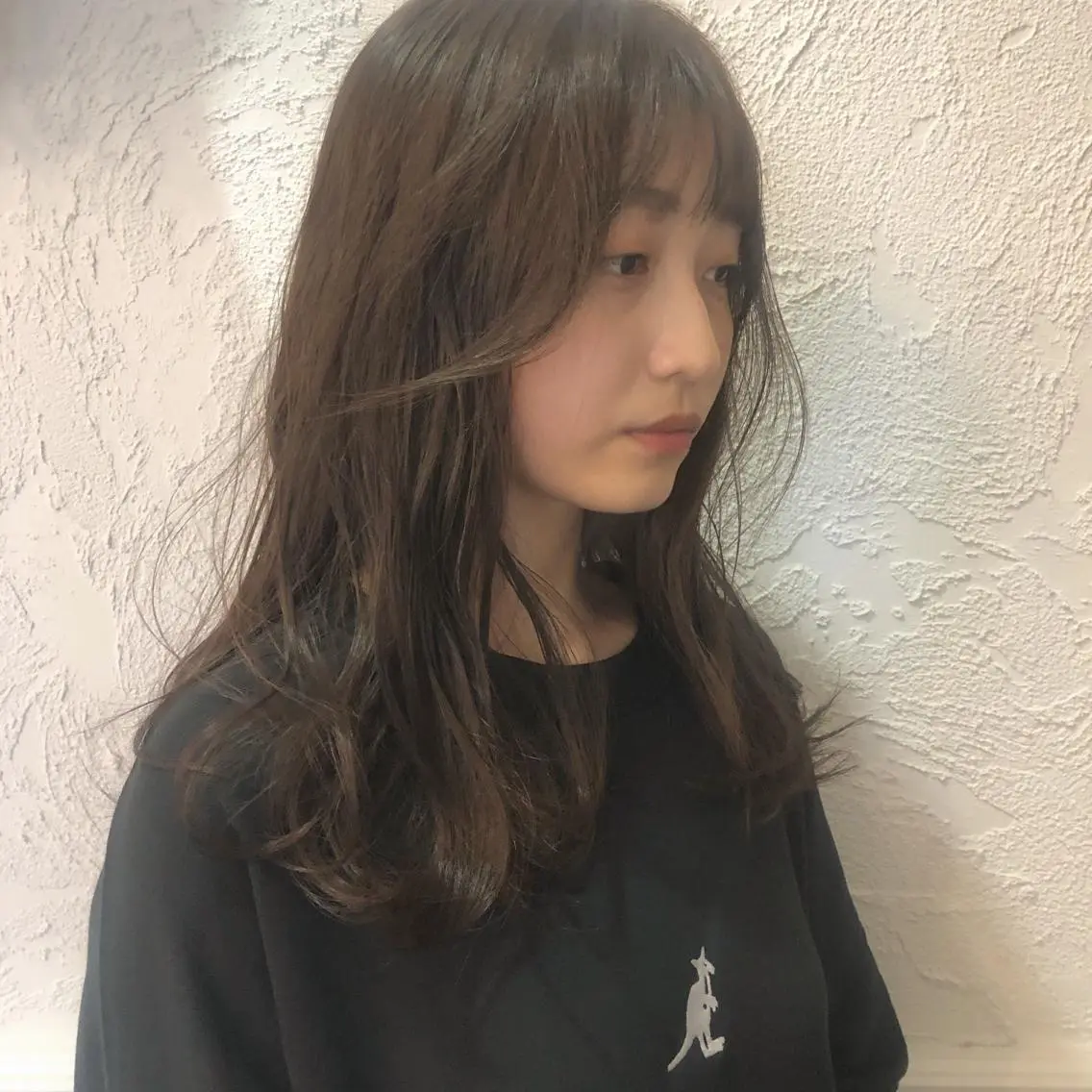 ロング カラー ベージュカラー カット ヘアカラー 江原 彩華のヘアスタイル