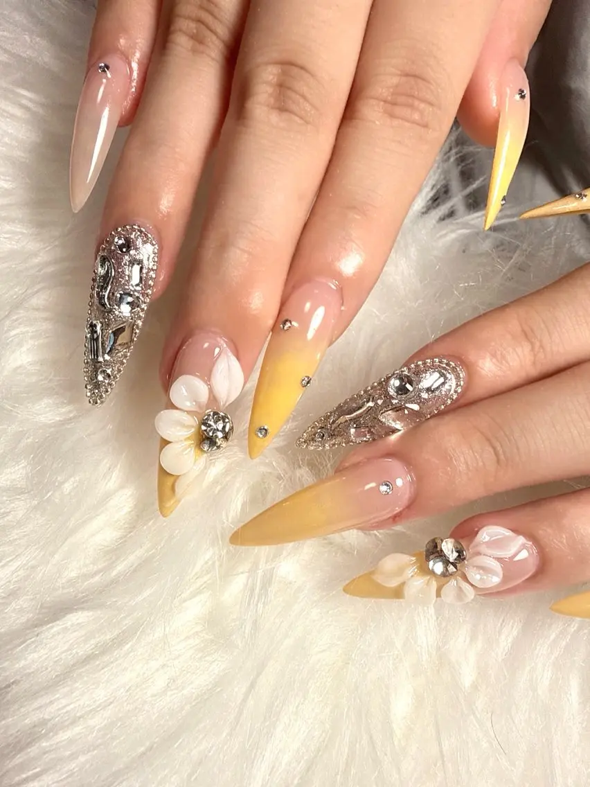 ネイル Aimyu.nail 🫧のネイルデザイン