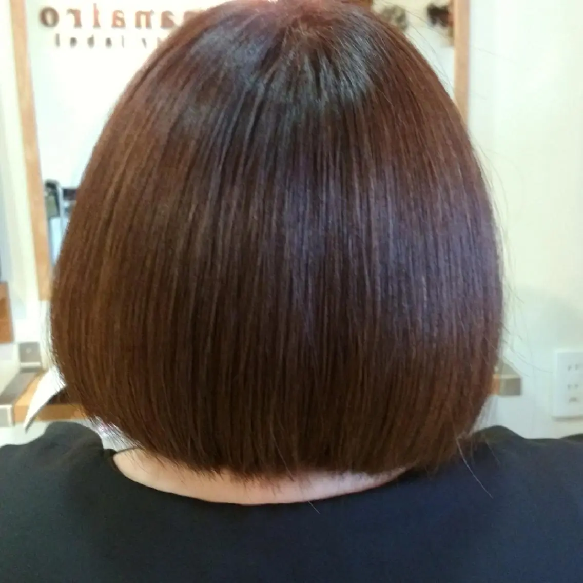 カラー ブラウンカラー バイオレットカラー バイオレットブラウン 三ツ井 淳華のヘアスタイル