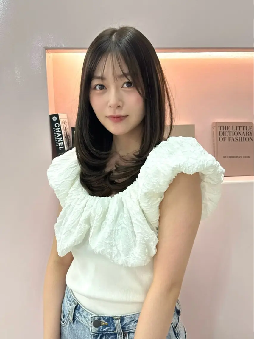 ミディアム カラー カット ヘアカラー 縮毛矯正 トリートメント 髪質改善/縮毛矯正/ ブリーチなしカラーのヘアスタイル