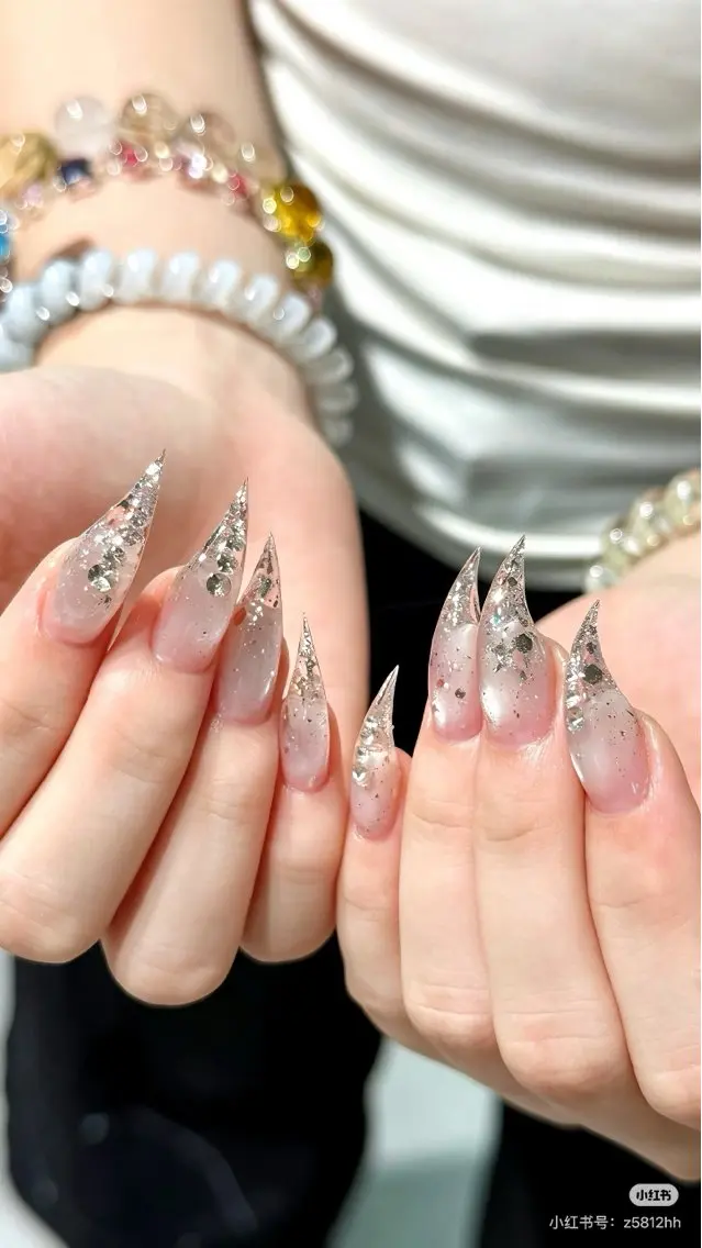 ネイル VELA NAIL KKのネイルデザイン