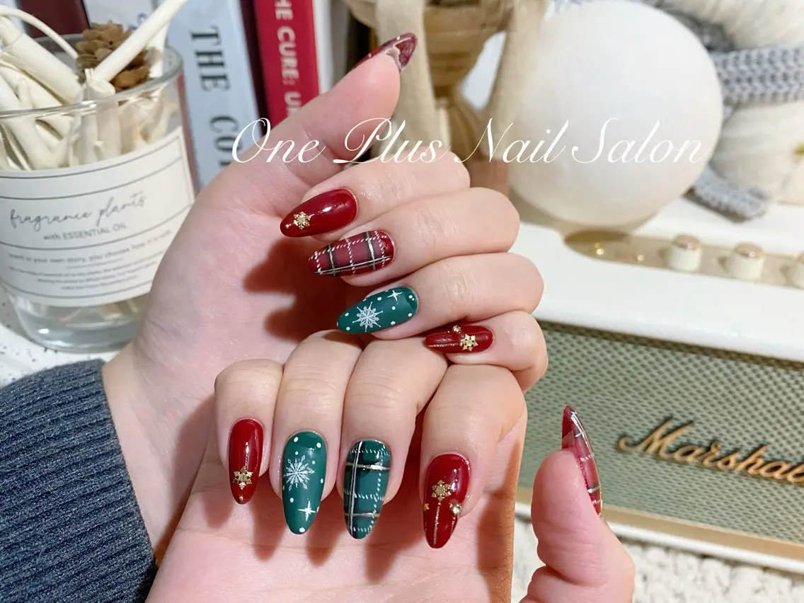 ネイル One Plus Nail Salonのネイルデザイン