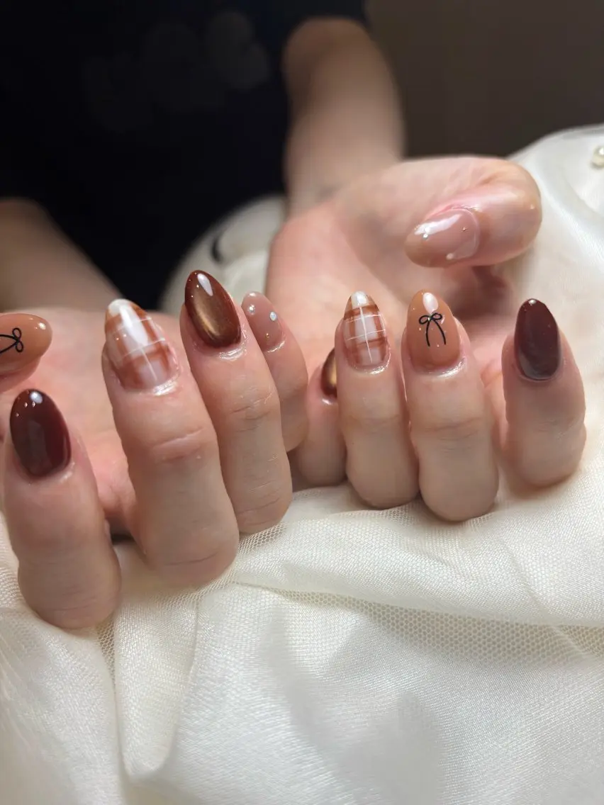 ネイル ハンドネイル フットネイル Nailroom tinoのネイルデザイン