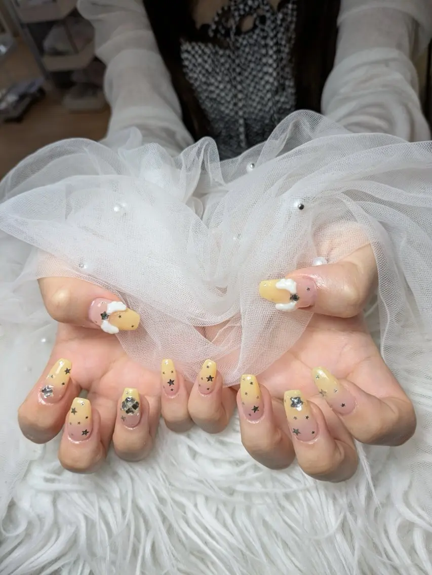 ネイル Queen Nail 柏店　クイーンネイルのネイルデザイン