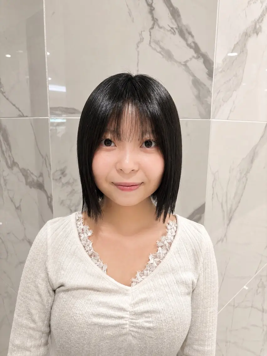 ミディアム ボブ 村重 美月のヘアスタイル