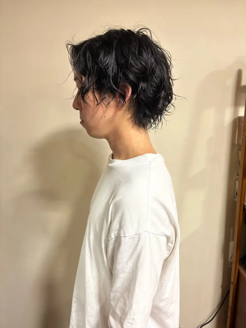 ミディアム パーマ メンズ ミディアムパーマ メンズパーマ メンズスパイラルパーマ スパイラルパーマ 浅岡 昭汰のヘアスタイル